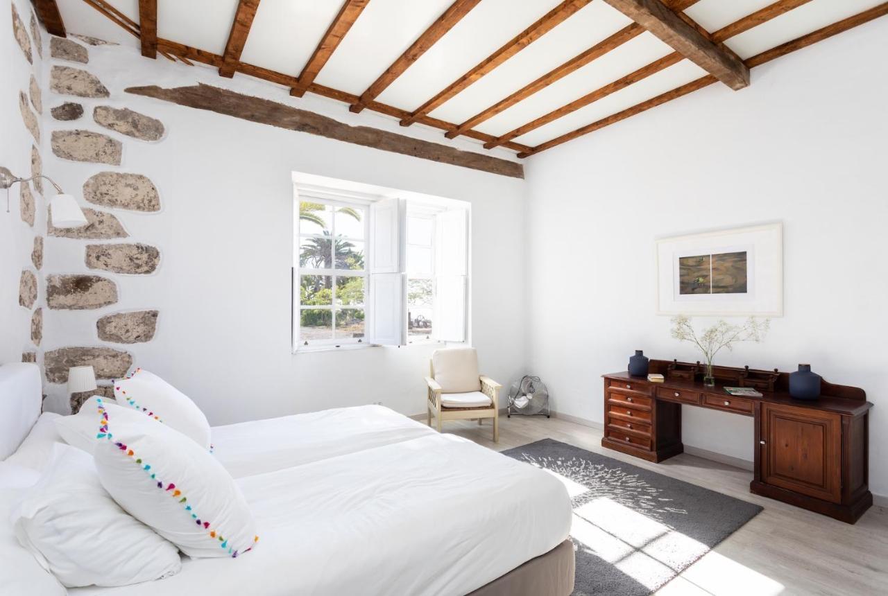 Detached Villa With Garden, Heated And Private Pool, Sea View, Parking Free Tijoco de Abajo Bagian luar foto